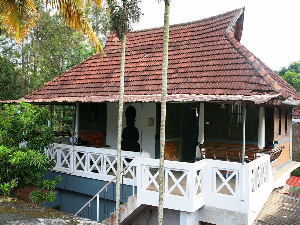 Kairali Palace Home Stay Thekkady Room photo